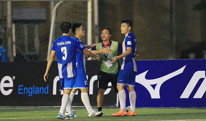 Tuấn Sơn lại tiếp tục có thêm 3 điểm tiếp theo trước đối thủ họ đã từng để thua ở mùa giải năm ngoái là Văn Minh